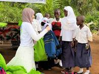 TANZANYA'DA 500 ÖĞRENCİYE KIRTASİYE VE ÜNİFORMA DAĞITTIK