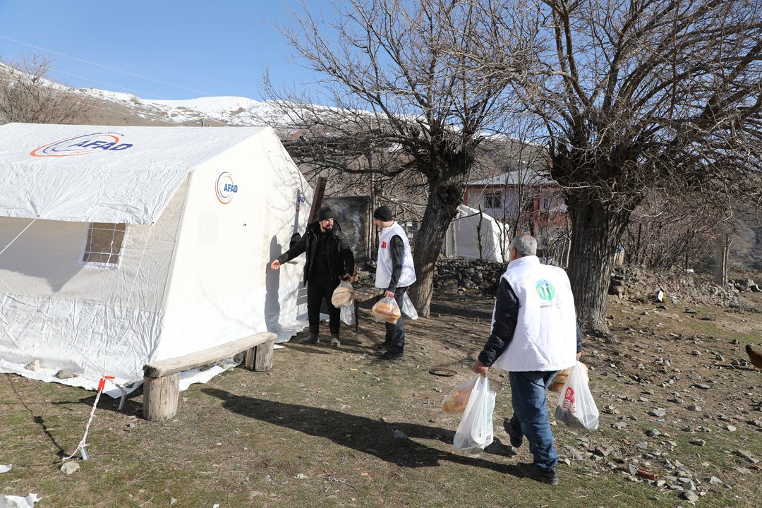 Elazığ Depremi Acil Yardım