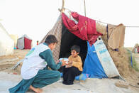 Karizi mülteci kampında sıcak yemeklerimizi dağıttık