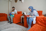 Ailelerimizi Ziyaret Ediyoruz