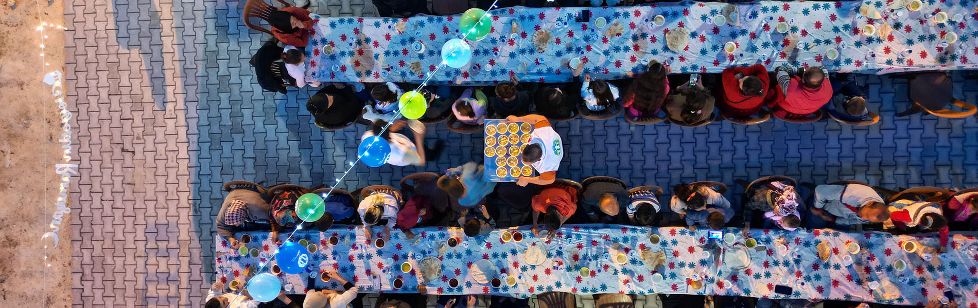 Konteynerkentimizde İftar Sofraları Kurduk