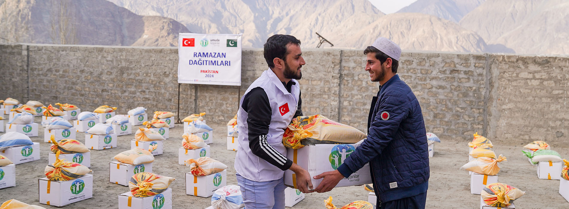 RAMAZAN DAĞITIMLARIMIZ İÇİN HİNDİSTAN VE PAKİSTAN’DAYDIK