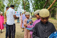 RAMAZAN DAĞITIMLARIMIZA MALİ,BANGLADEŞ VE KAMERUN’U DA KATTIK