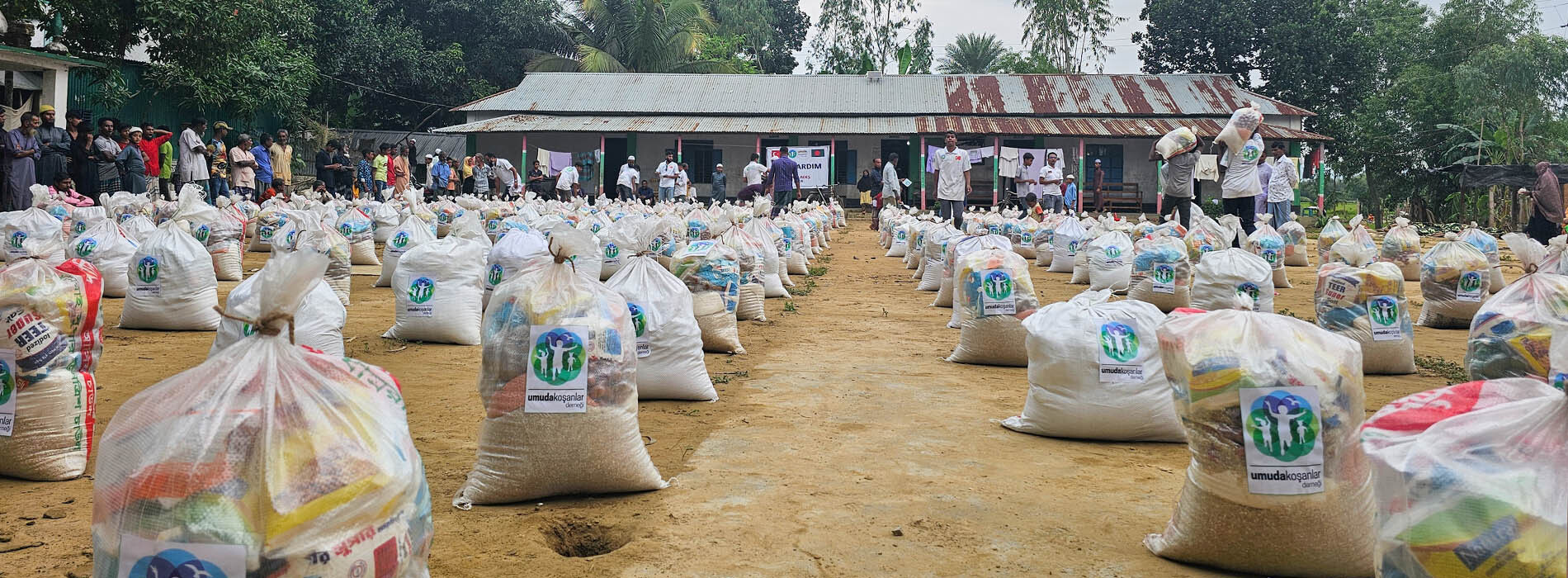Bangladeş’te Sel Bölgesine Yardımlarınızı Ulaştırdık