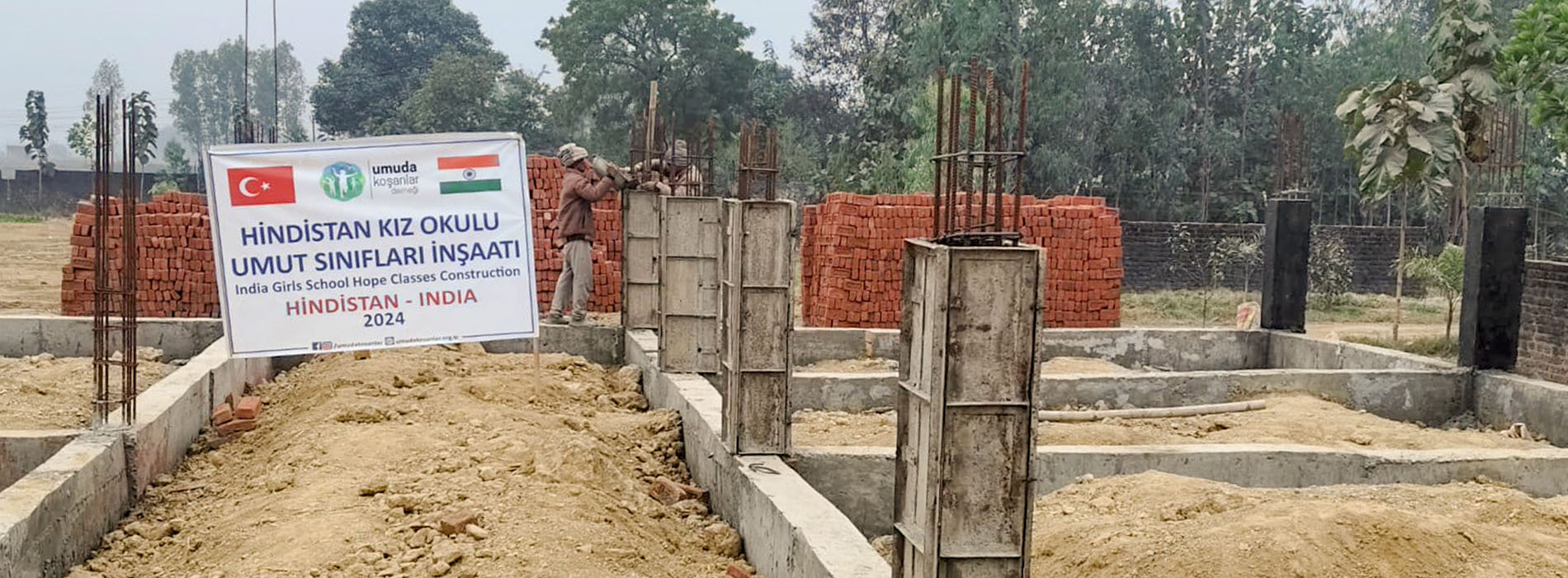 Hindistan Kız Okulu İnşaatının Temelini Attık
