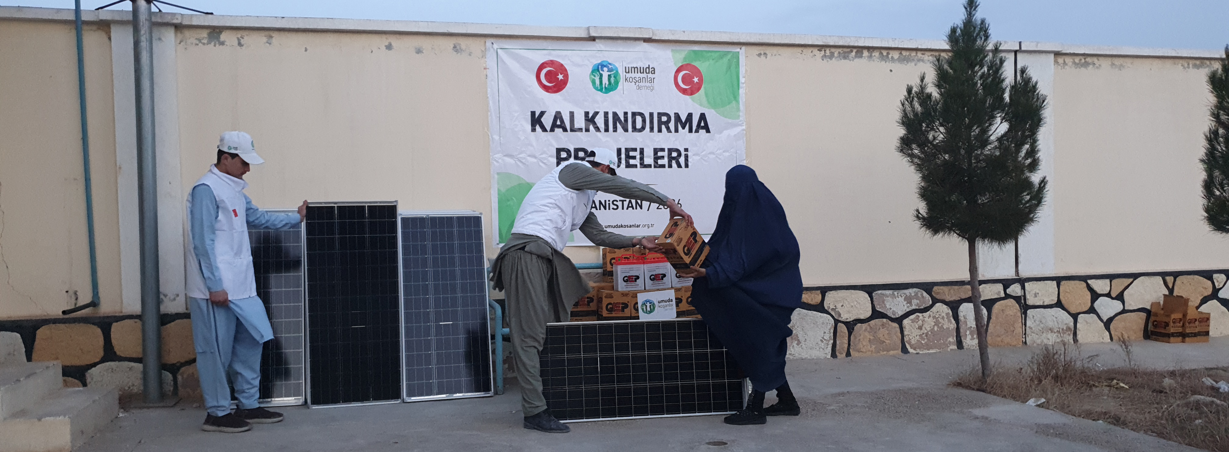 Mezar-ı Şerif’te Üreten Ellere Destek